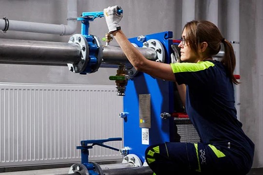 Pioneering Sustainable HVAC Solutions